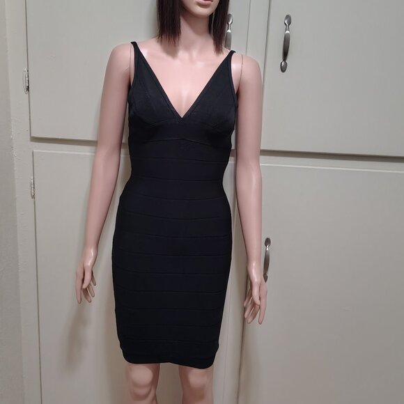 Rachael G. Stretch Black V-Neck Strappy Dress in Front and Back - Picture 2 of 12